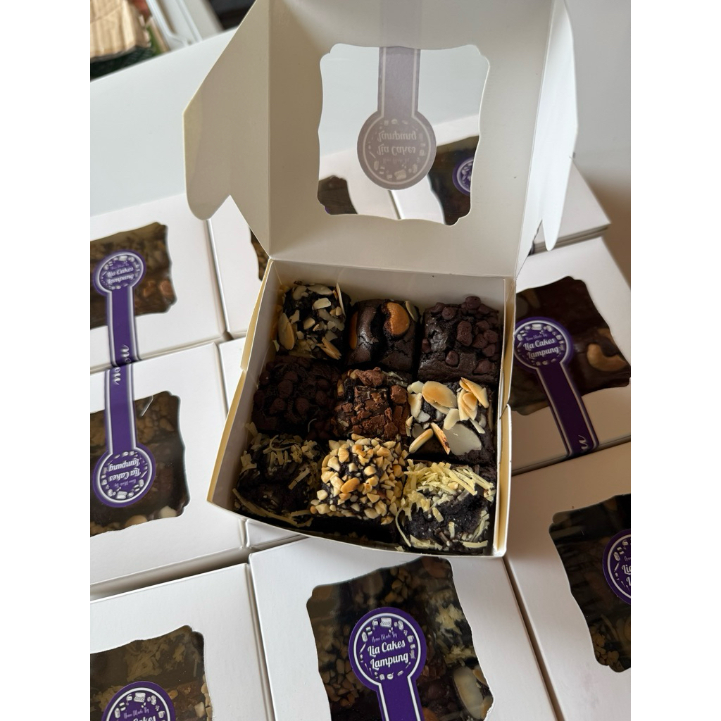 

[SIAP MAKAN] Fudgy Brownies Box Sedang