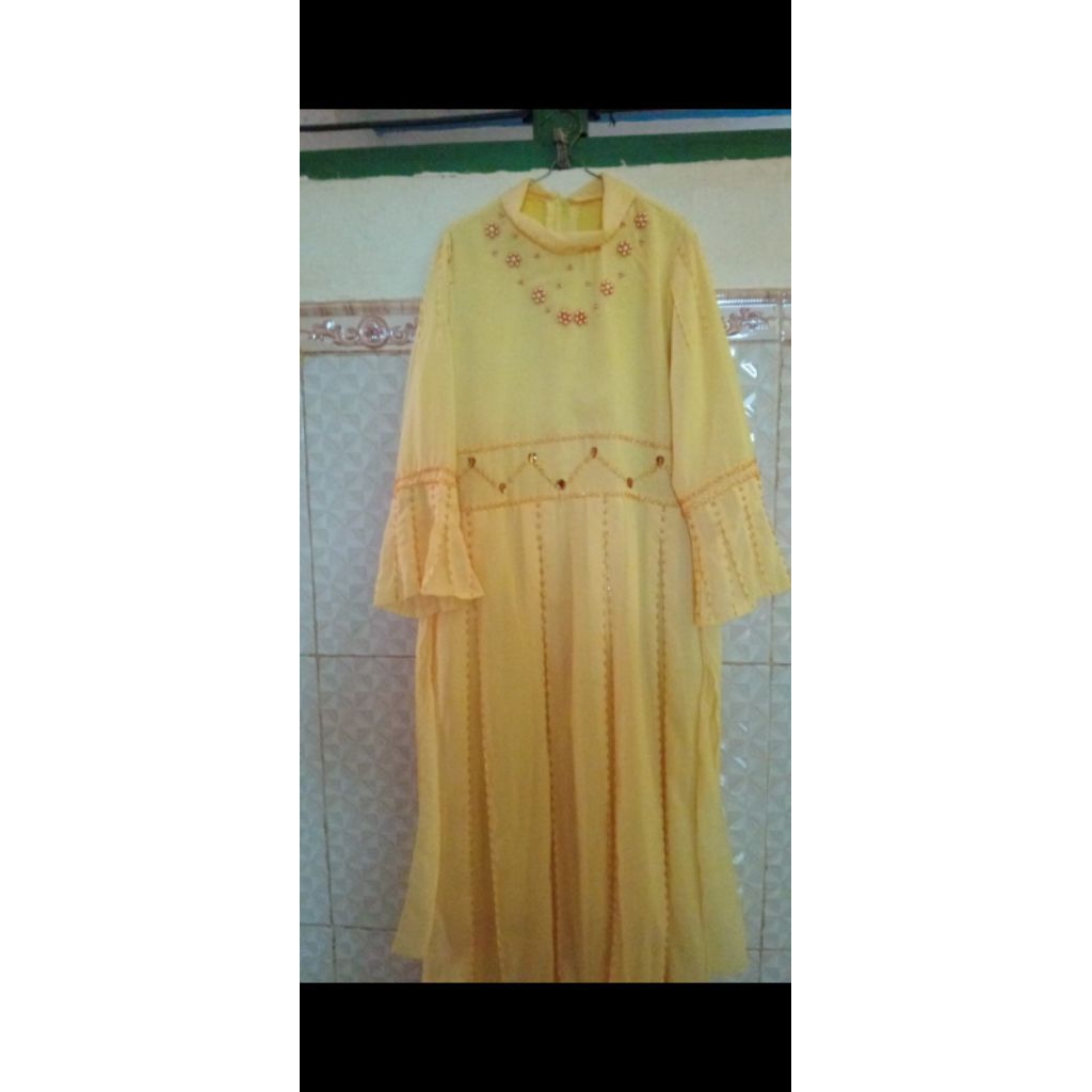 Preloved gamis pesta