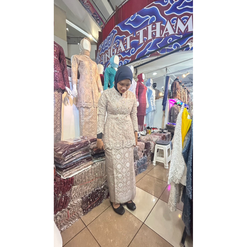JUAL KEBAYA THAMRIN CITY SEPASANG DENGAN SONGKET daerah bogor ipb