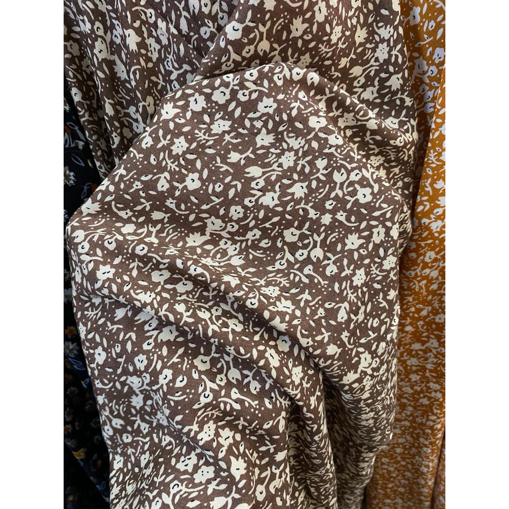 KATUN RAYON BUNGA KECIL MOTIF