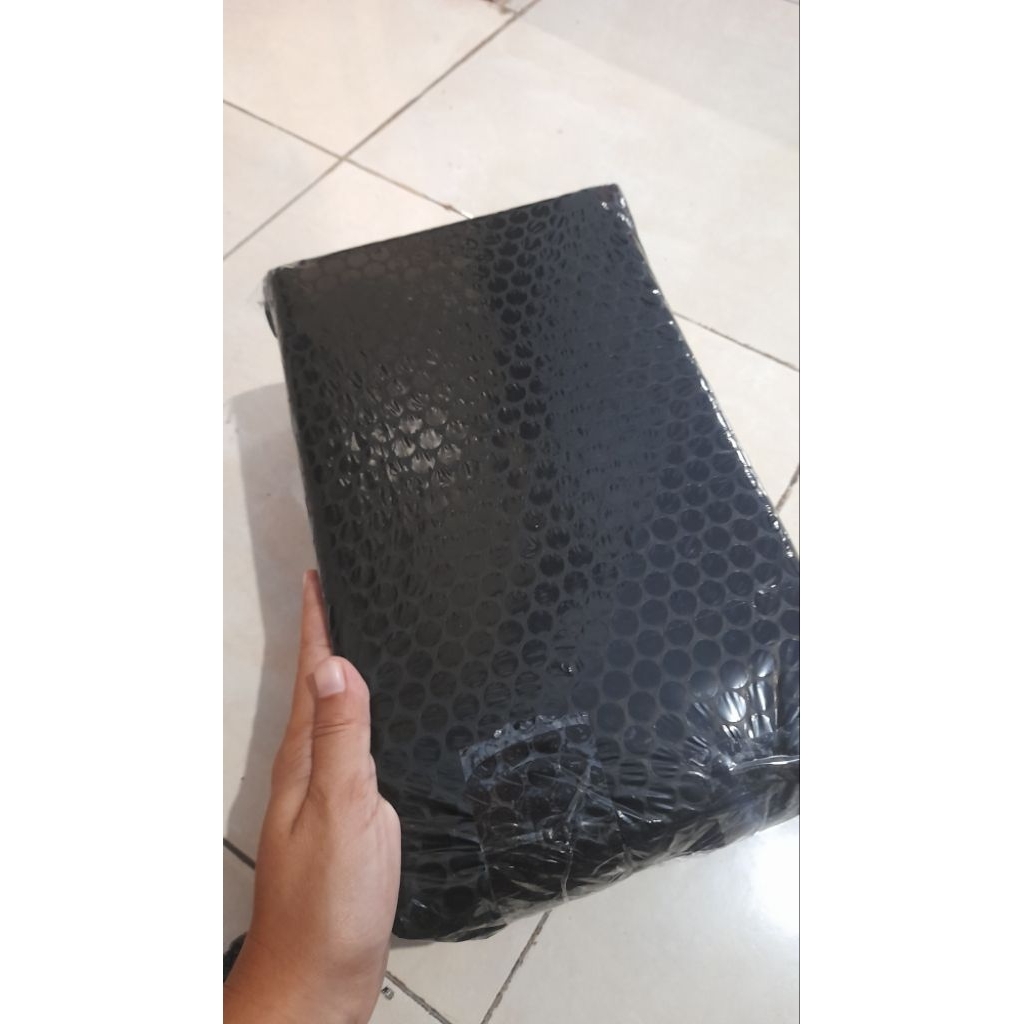

Extra Bubble wrap dan kardus