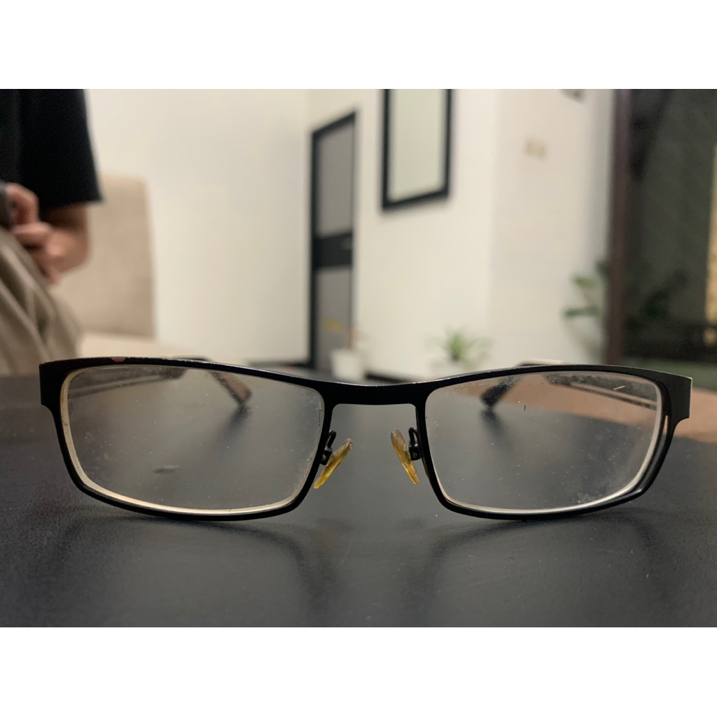 Kacamata emporio armani