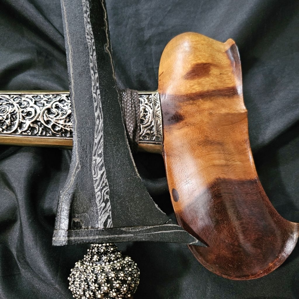Keris Brojol II Dwipamor Dadung Muntir Wengkon