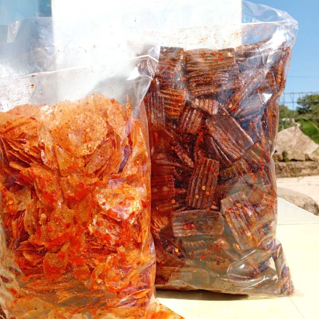 

(bundle) keripik kaca 500gram + kerupuk jengkol 500gram pedas daun jeruk