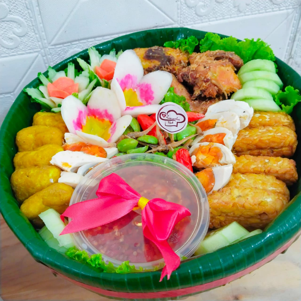 

Jual Nasi Liwet Bakul 10 Porsi/Nasi Liwet Bakul Menu Ayam/Catering Tangsel/Catering Depok