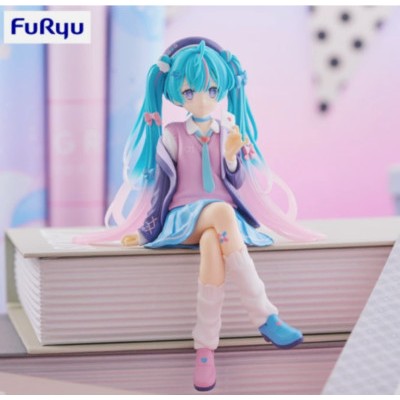 Noodle Stopper Figure Hatsune Miku - Koisuru Blazer Navy Color Ver. Vocaloid