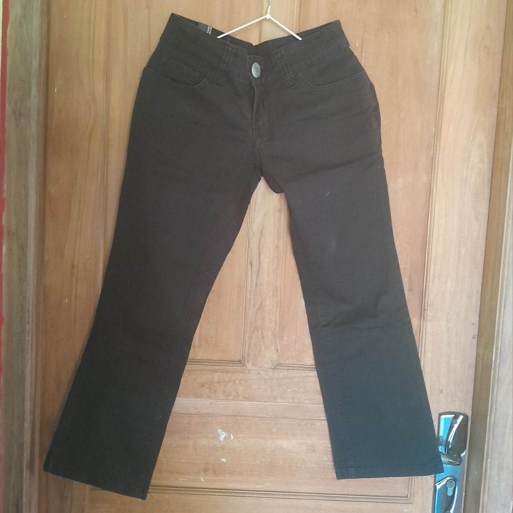 Celana Jeans Emba Wanita Hitam Ukuran 28