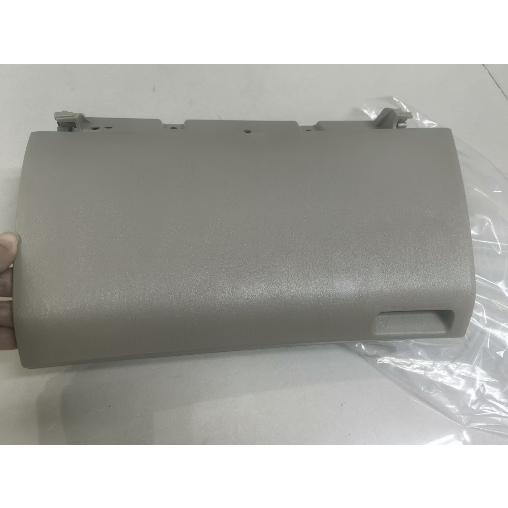 Tutup laci dashboard atas kijang innova lama grand new innova 2005 - 2015 Penutup kotak penyimpanan 