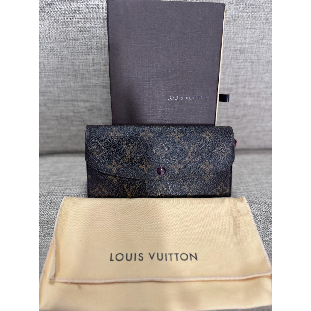 Preloved Dompet Emilie Wallet Lv Authentic