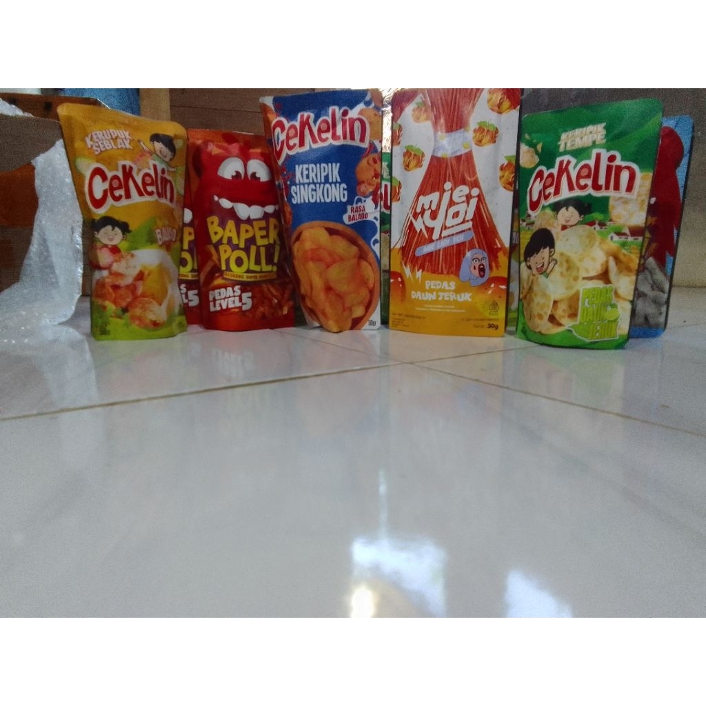 

makanan cemilan cekelin