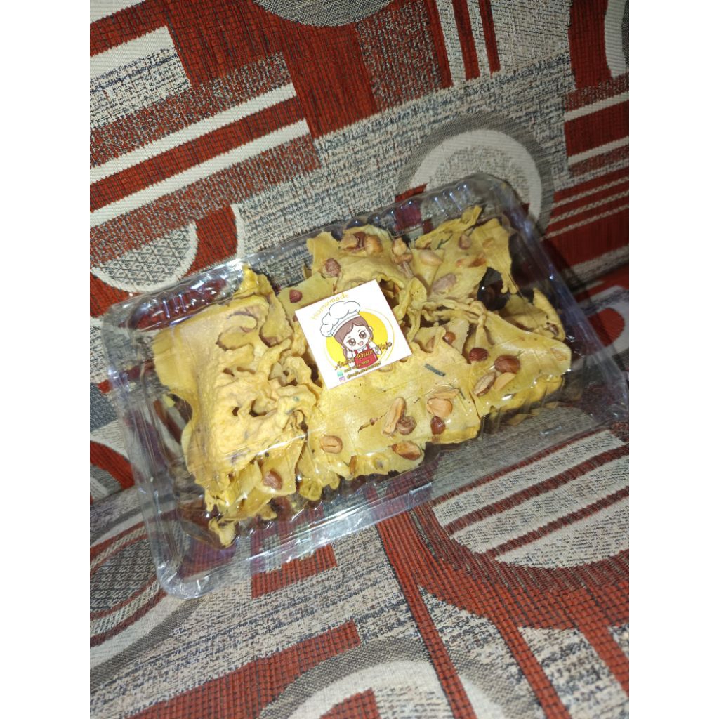 

Kripik Nafa ~ Peyek Kacang tanah 150 gram