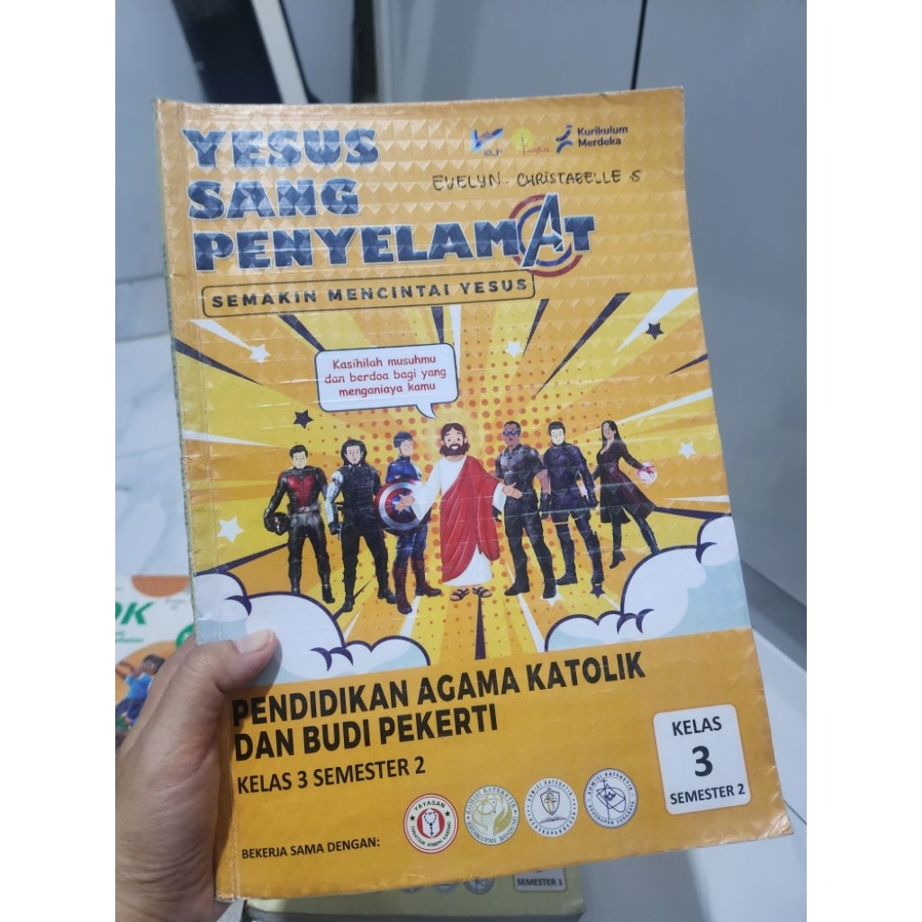 YESUS SANG PENYELAMAT KELAS 3 AGAMA KATOLIK
