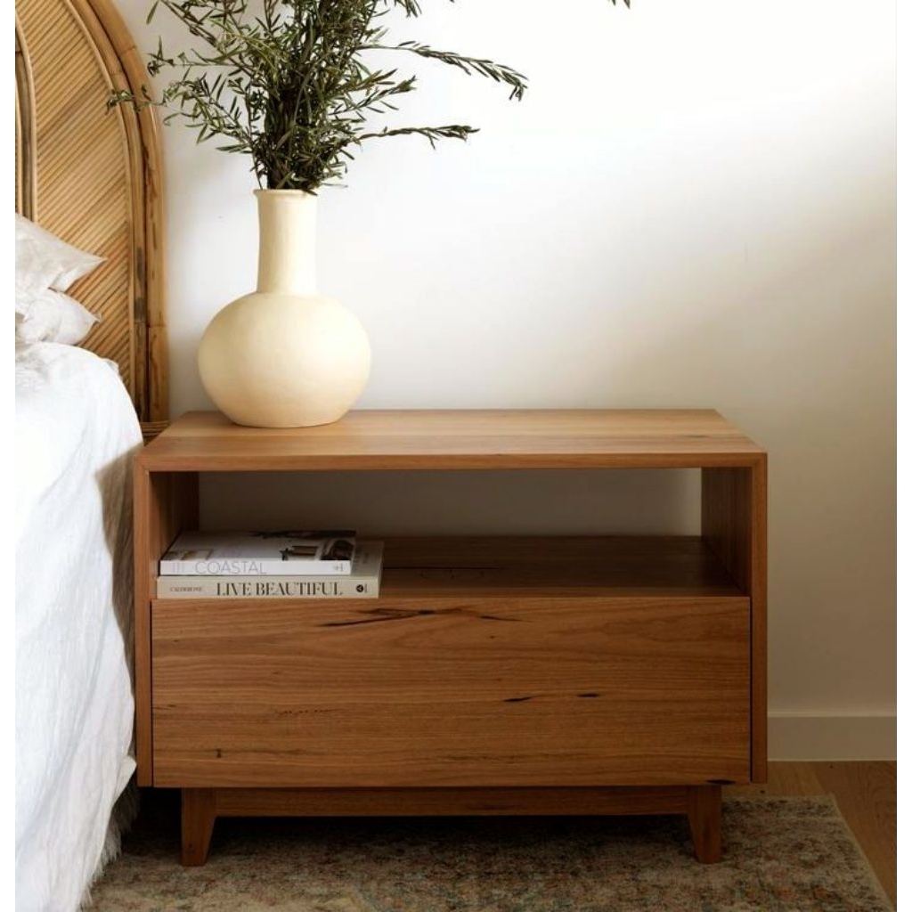 nakas jati minimalis.nakas meja jati kecil satu laci plus tundan.uk panjang 50cm,lebar 35cm,tinggi 4