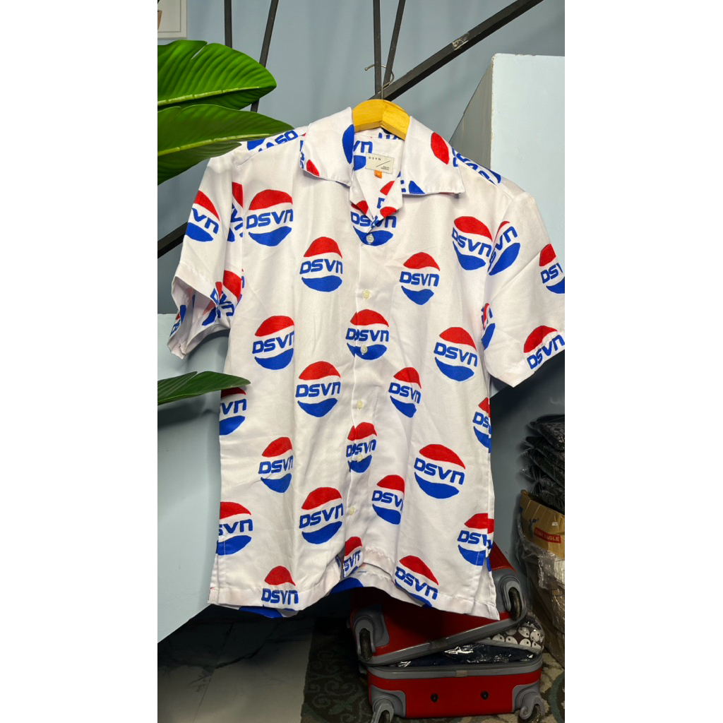 Kemeja putih DSVN