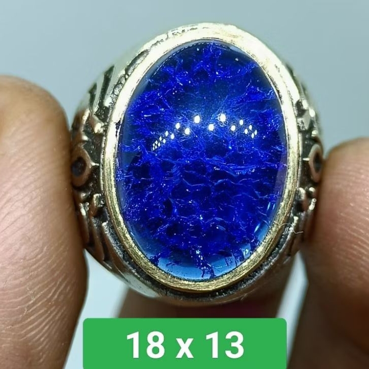Cincin Batu Biru King Safir 18 x 13 ,  Serat Pecah Seribu
