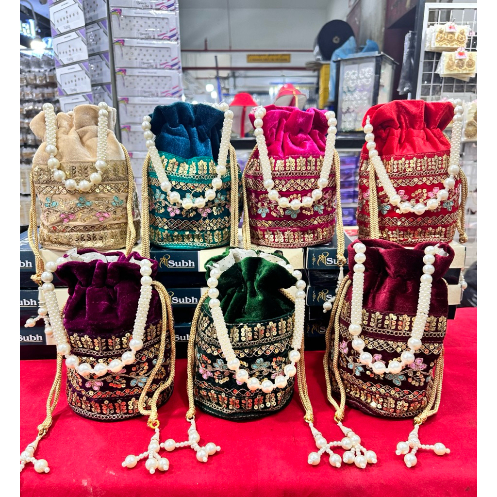 Tas etnik serut india