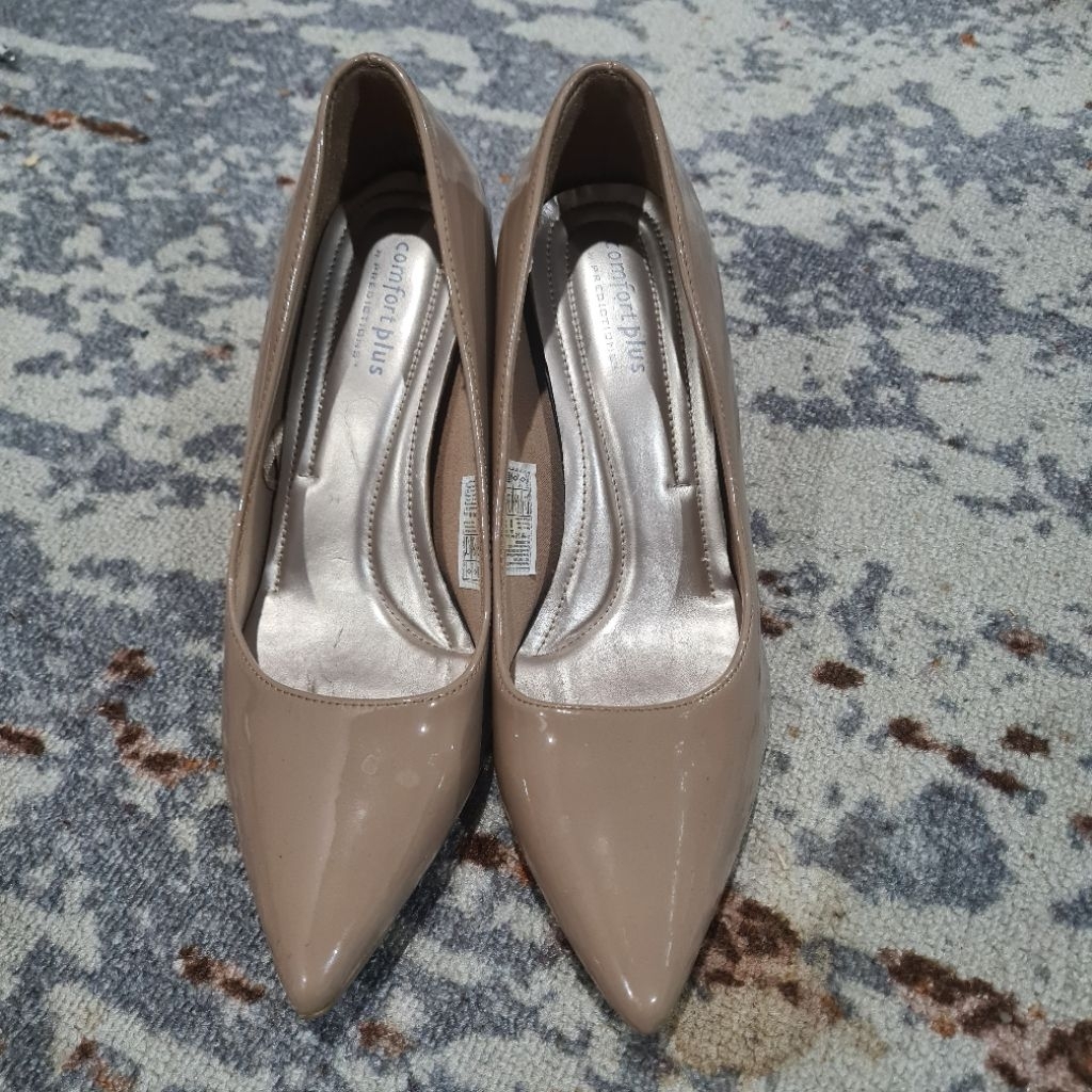 COMFORT PLUS JANINE NUDE HEELS PRELOVED SIZE 8W