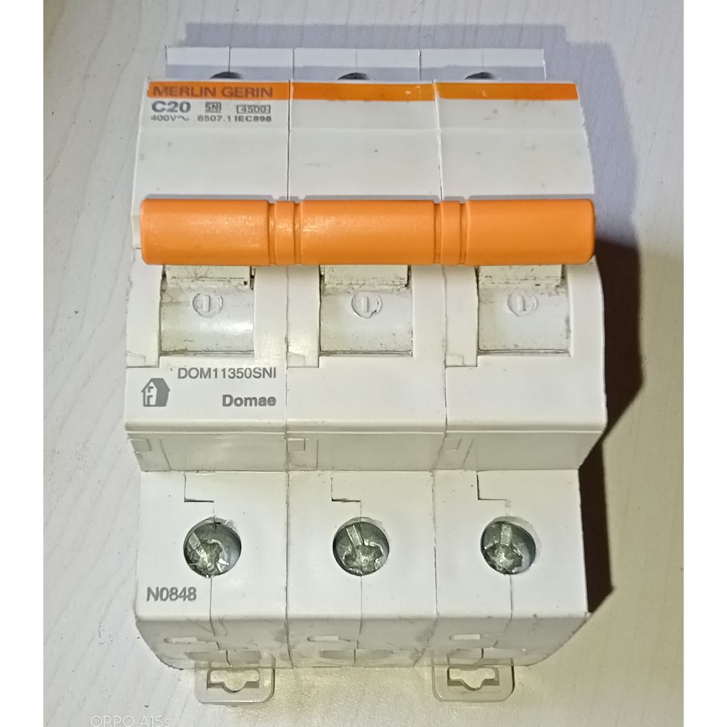 MCB MERLIN DOMAE BEKAS ORIGINAL