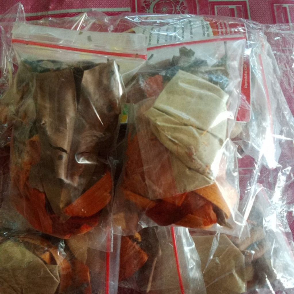 

wedang uwuh ramuan tradisional