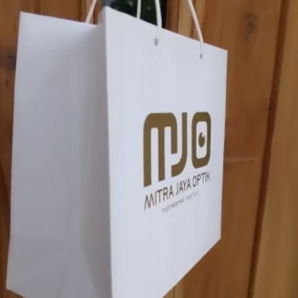 

paper bag custom untuk kemasan kacamata Optik