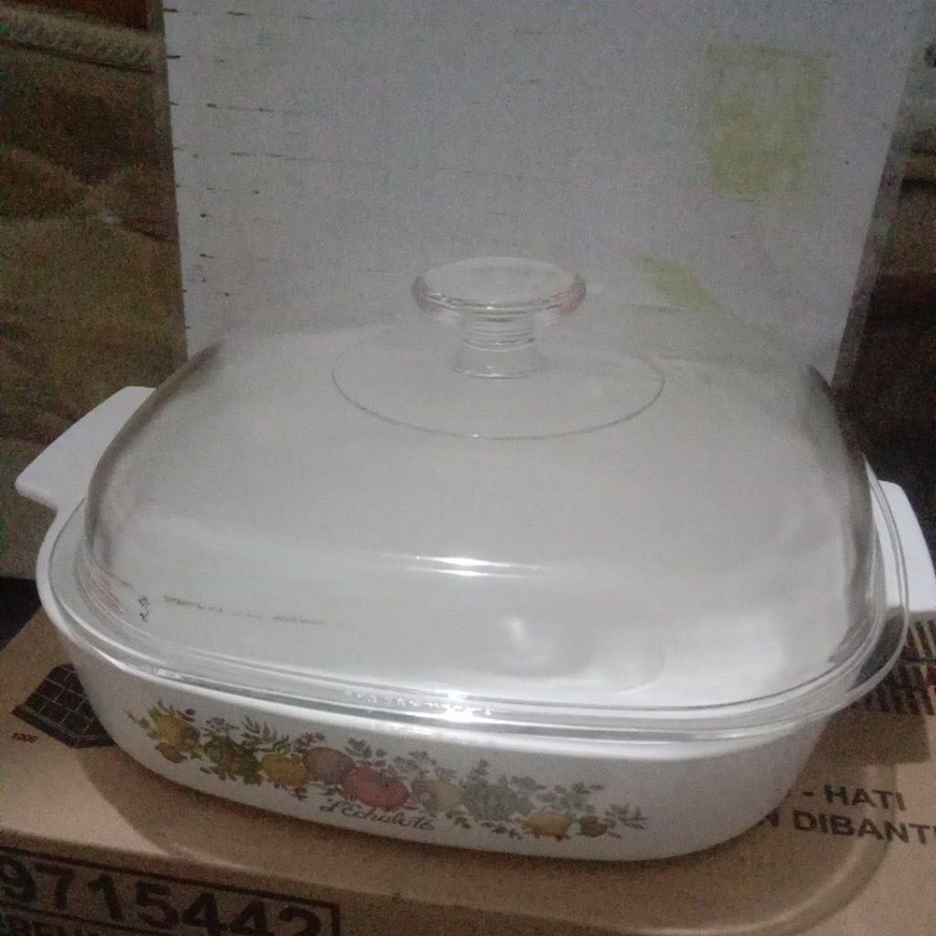 Corning Ware casserole pyrex import 25x25x6cm tebal + tutup