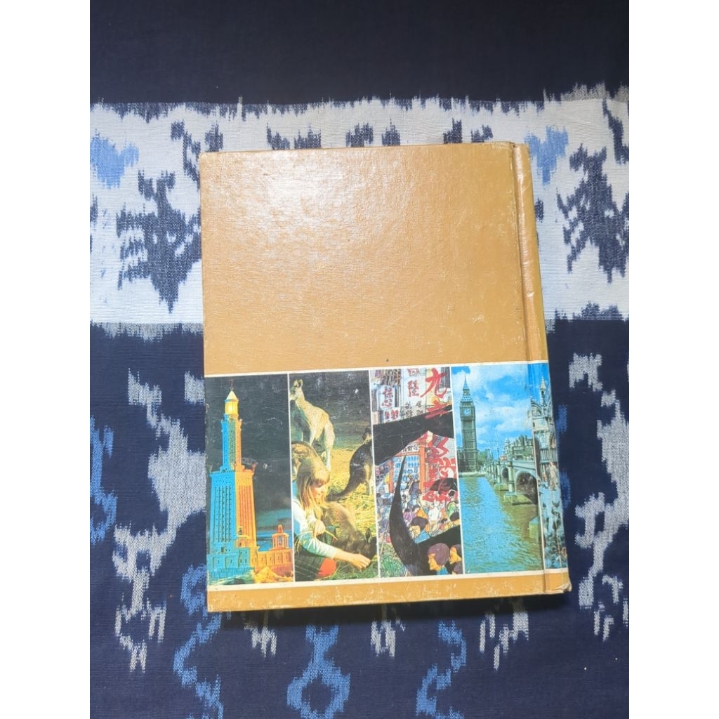 

Buku Tempat-tempat Terkenal - Hasta Karya Anak-anak