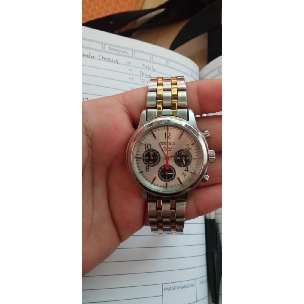 seiko chronograph