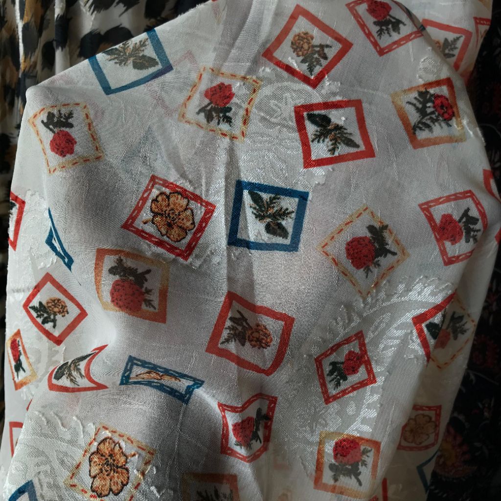 kain sifon Citru motif bunga ~ kain sifon uragiri motif bunga ~ kain sifon rubia motif