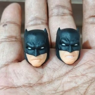 mezco batman supreme knighe 2 head only