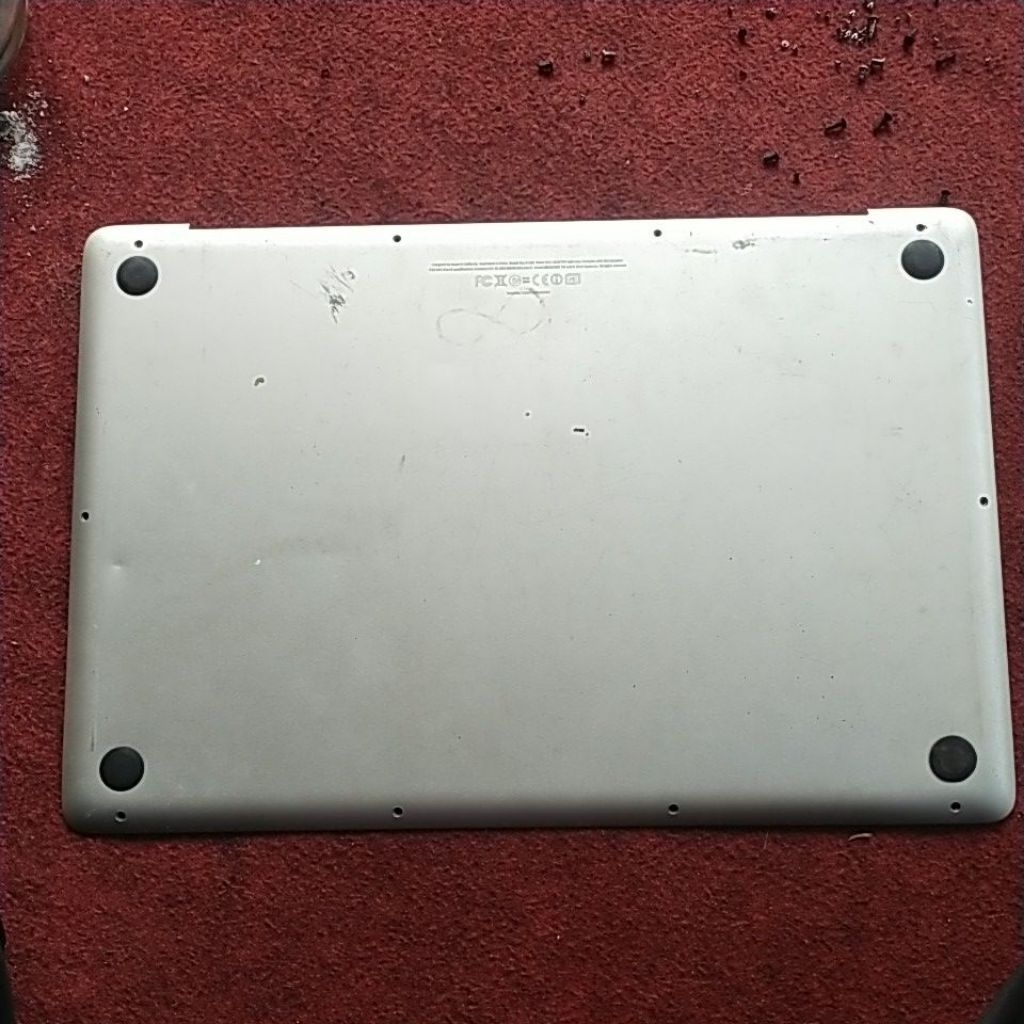 tutup kesing bawah macbook pro 2010 a1286 tutup mesin macbook pro 2010 a1286