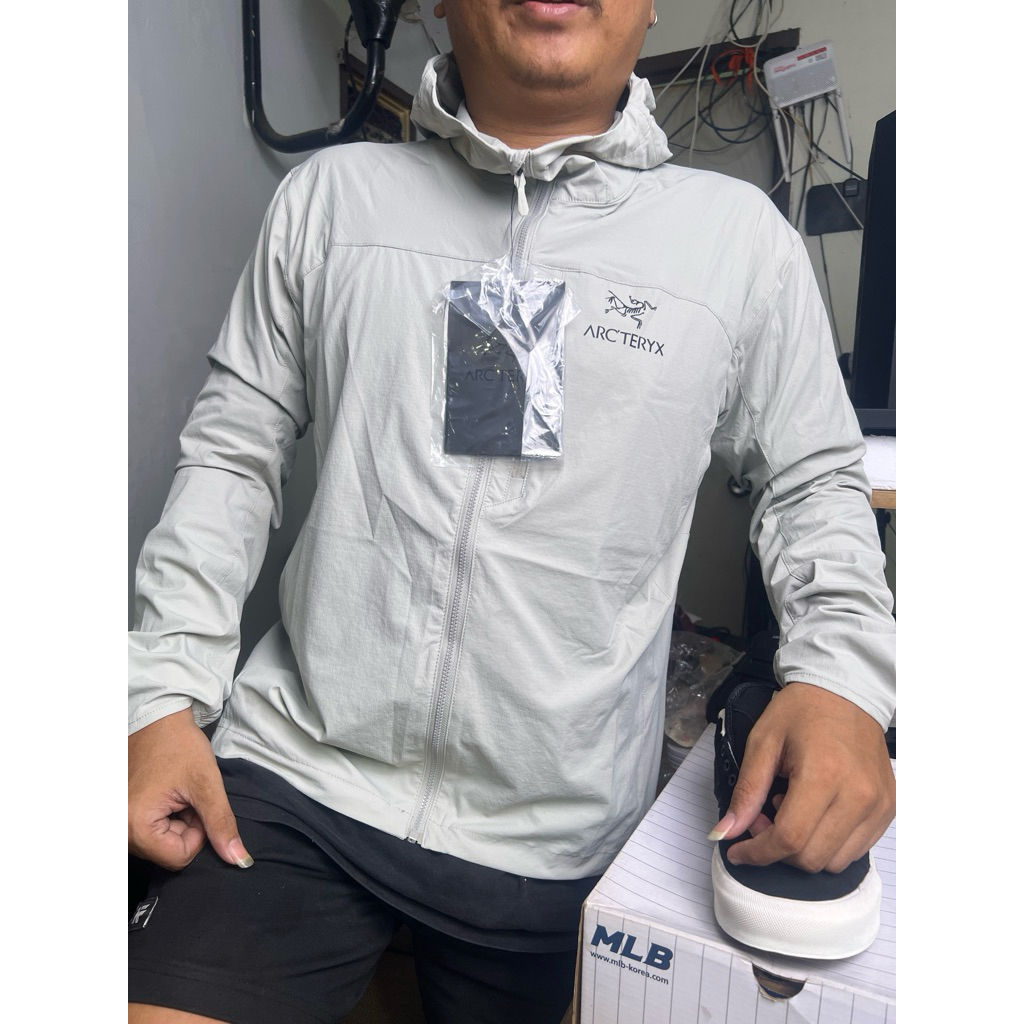 JACKET ARCTERYX BERKUALITAS