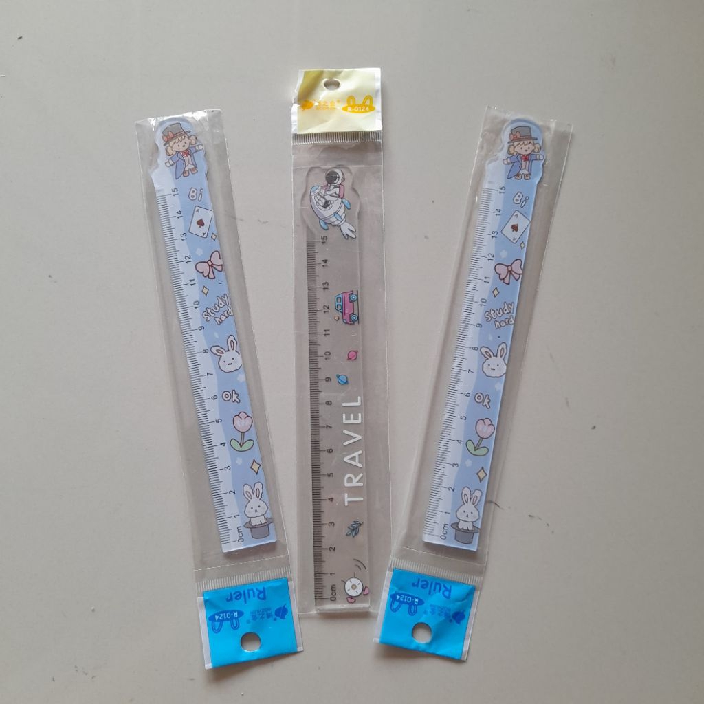 

Penggaris Sekolah Penggaris Bermotif 15 Cm
