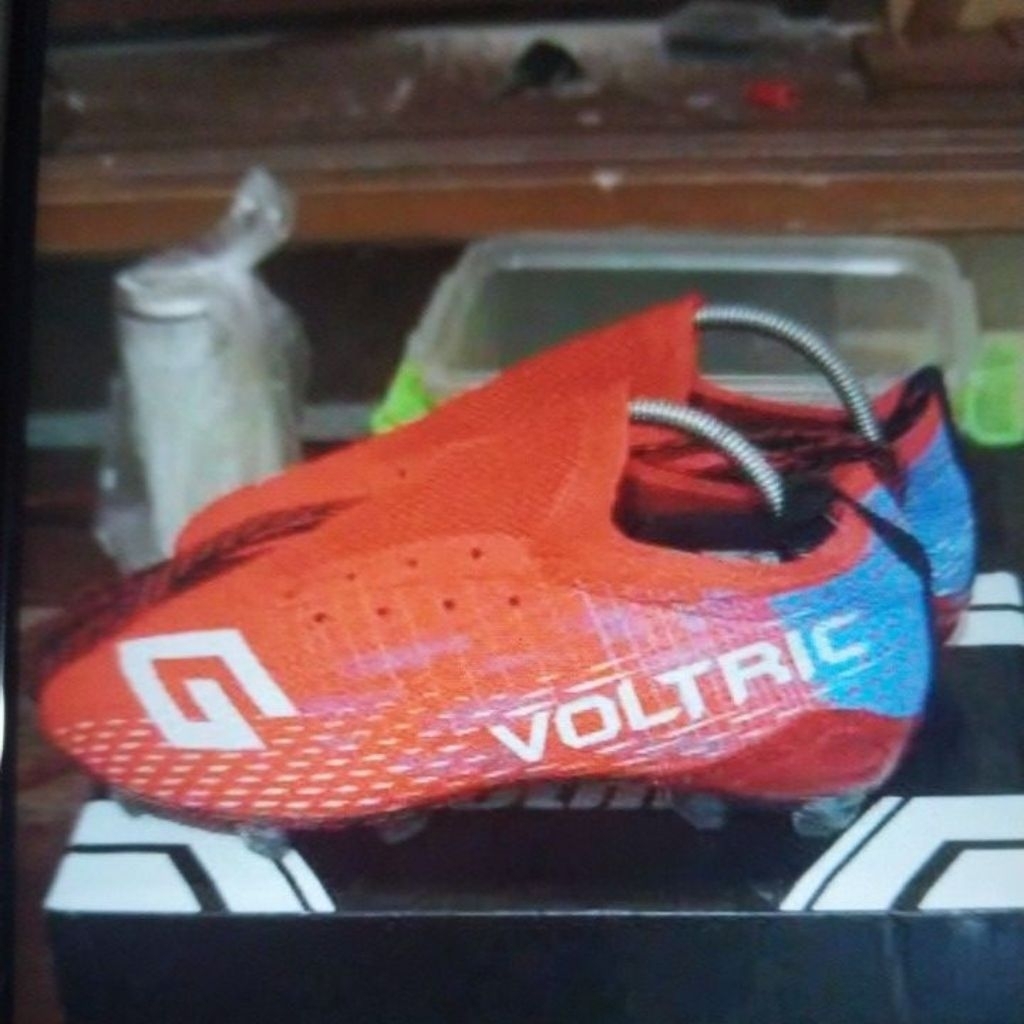 Sepatu bola goallo voltric masih baru ukuran 42