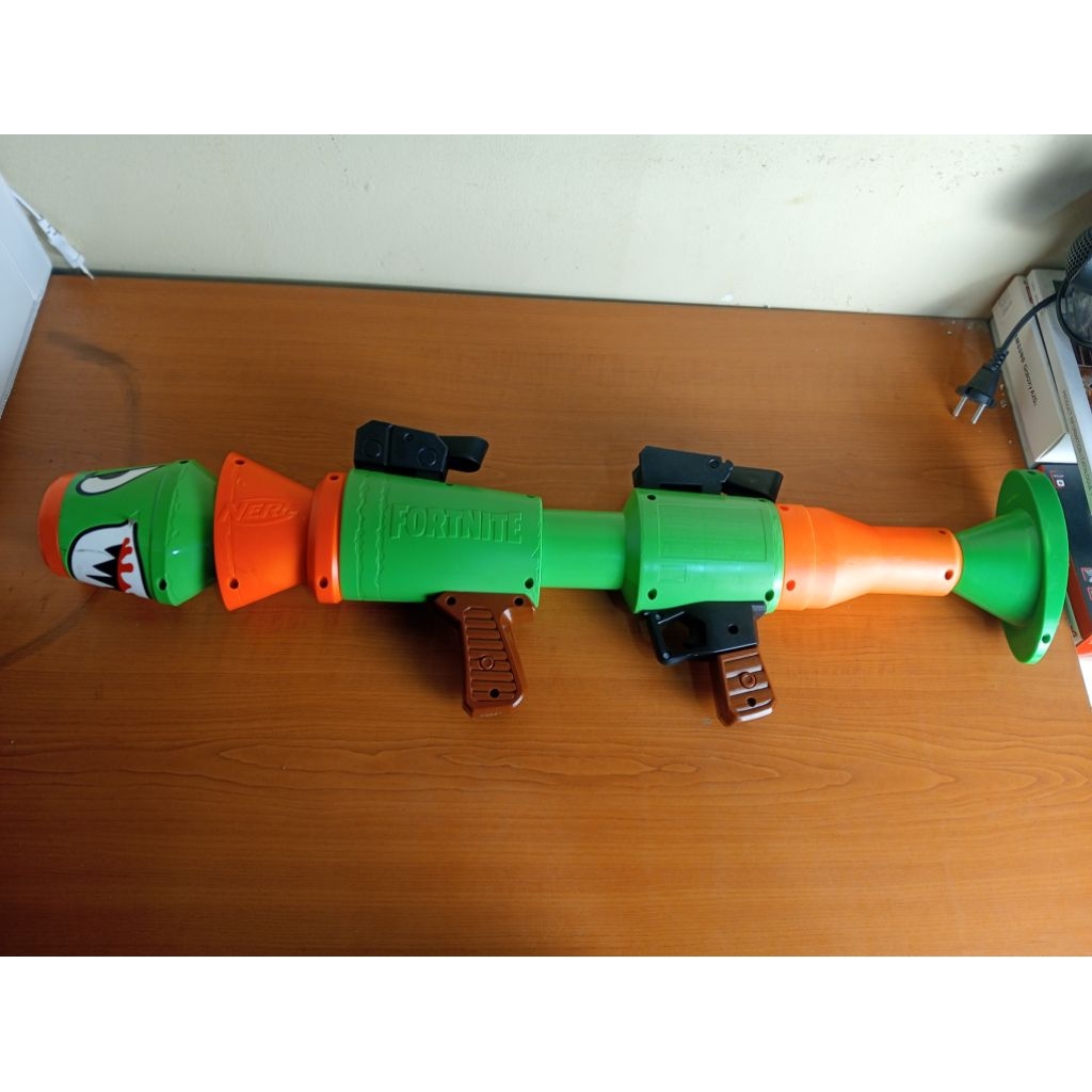 Nerf bazoka fortnite (bekas)
