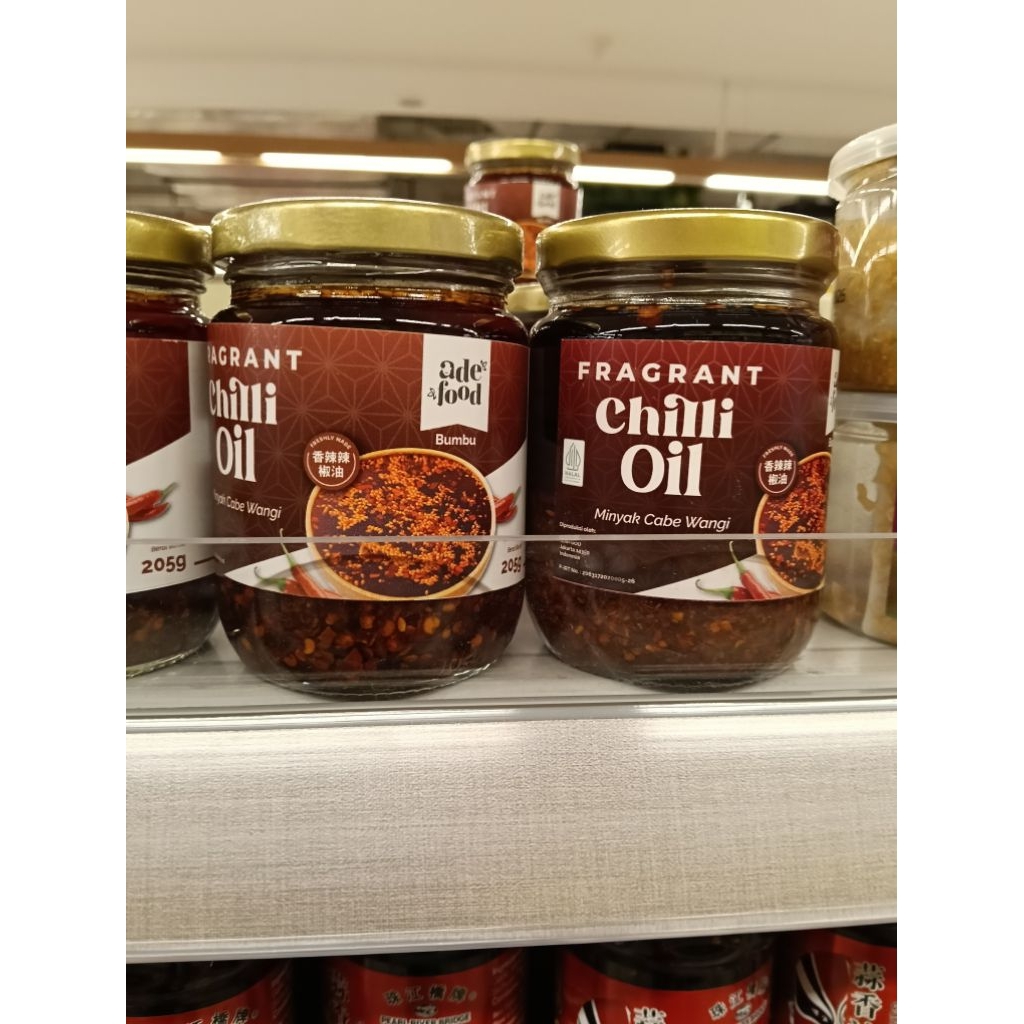

adefood chili oil 205gr minyak cabai wangi 205gr