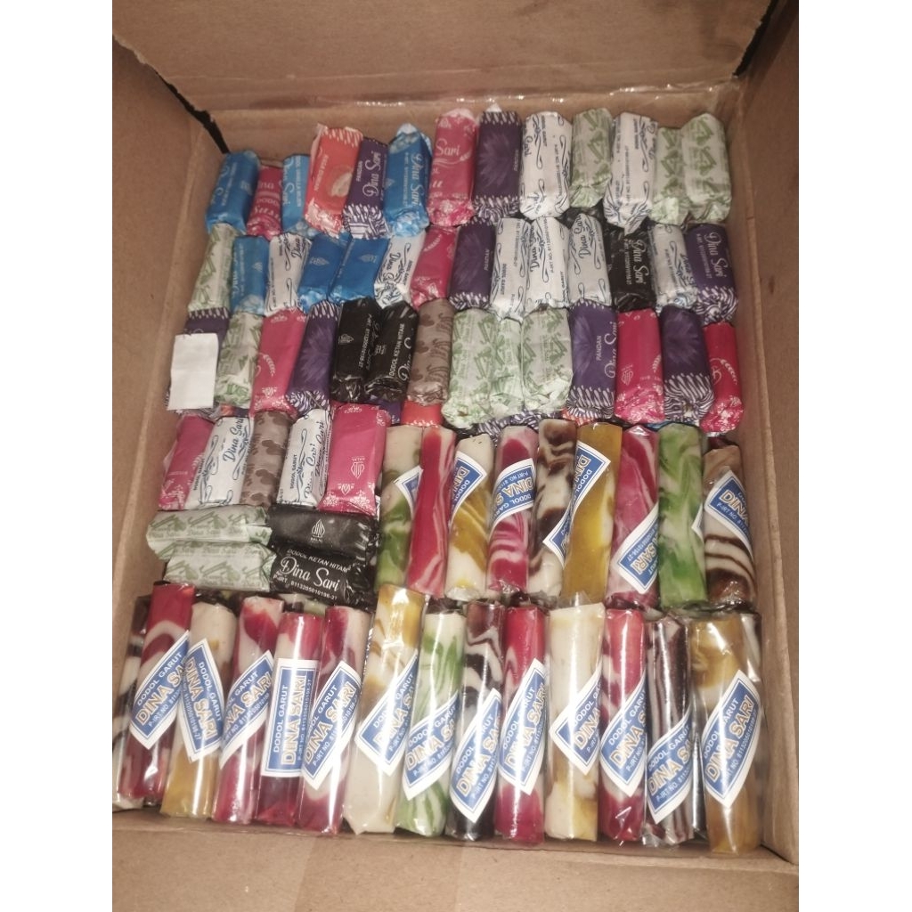 

Dodol Garut Special Asli 1 karton (10kg)