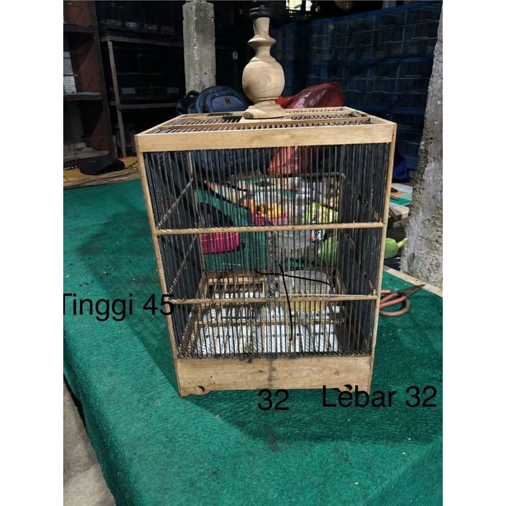 sangkar kotak tiang kayu 32cmx32cmx45cm