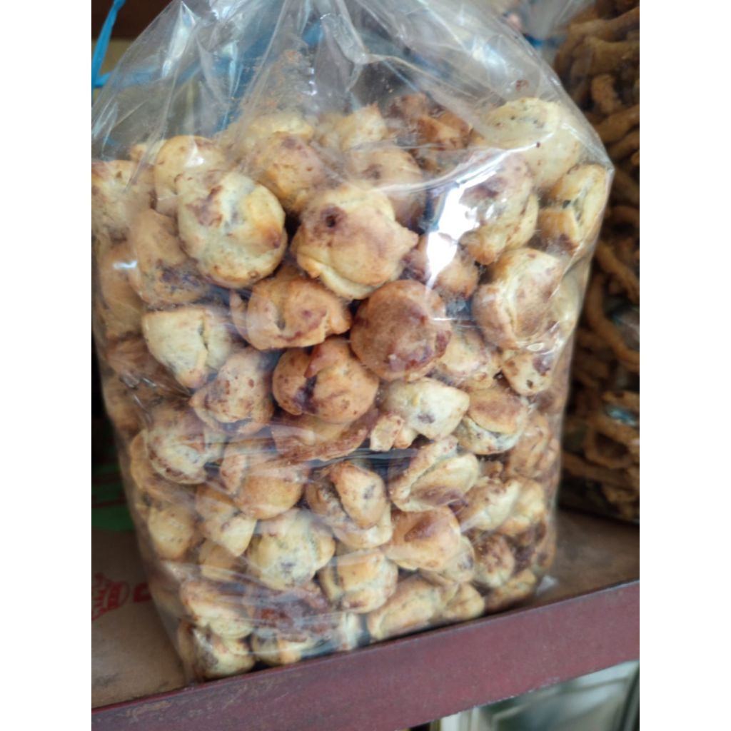 

Kue Sus Coklat Lumer / Sus Coklat 1 kg Terlaris