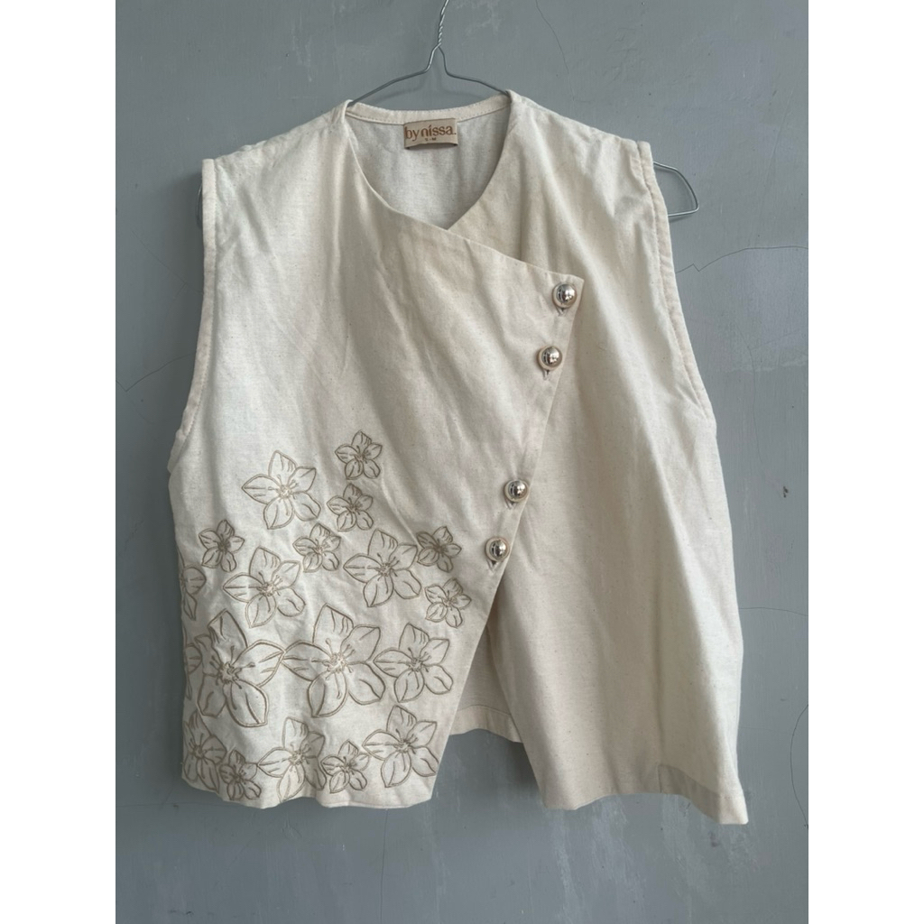 PRELOVED - Salvia Vest by.nissakhoirina