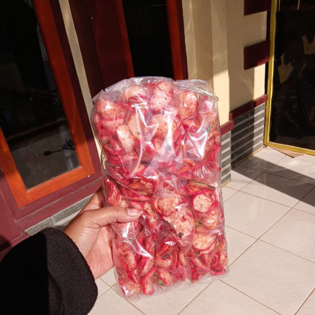 

seblak kering pedas gurih daun jeruk,1pk isi 10pcs