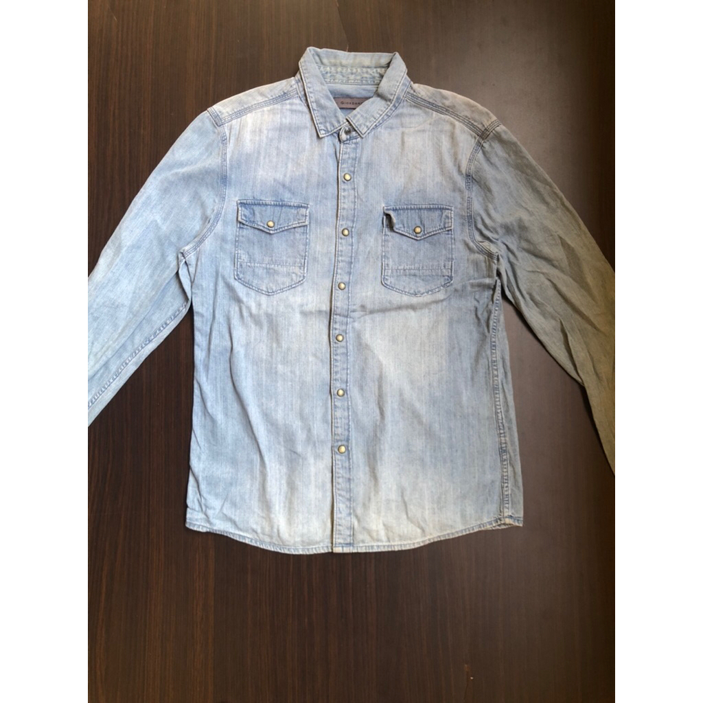 Kemeja jeans giordano