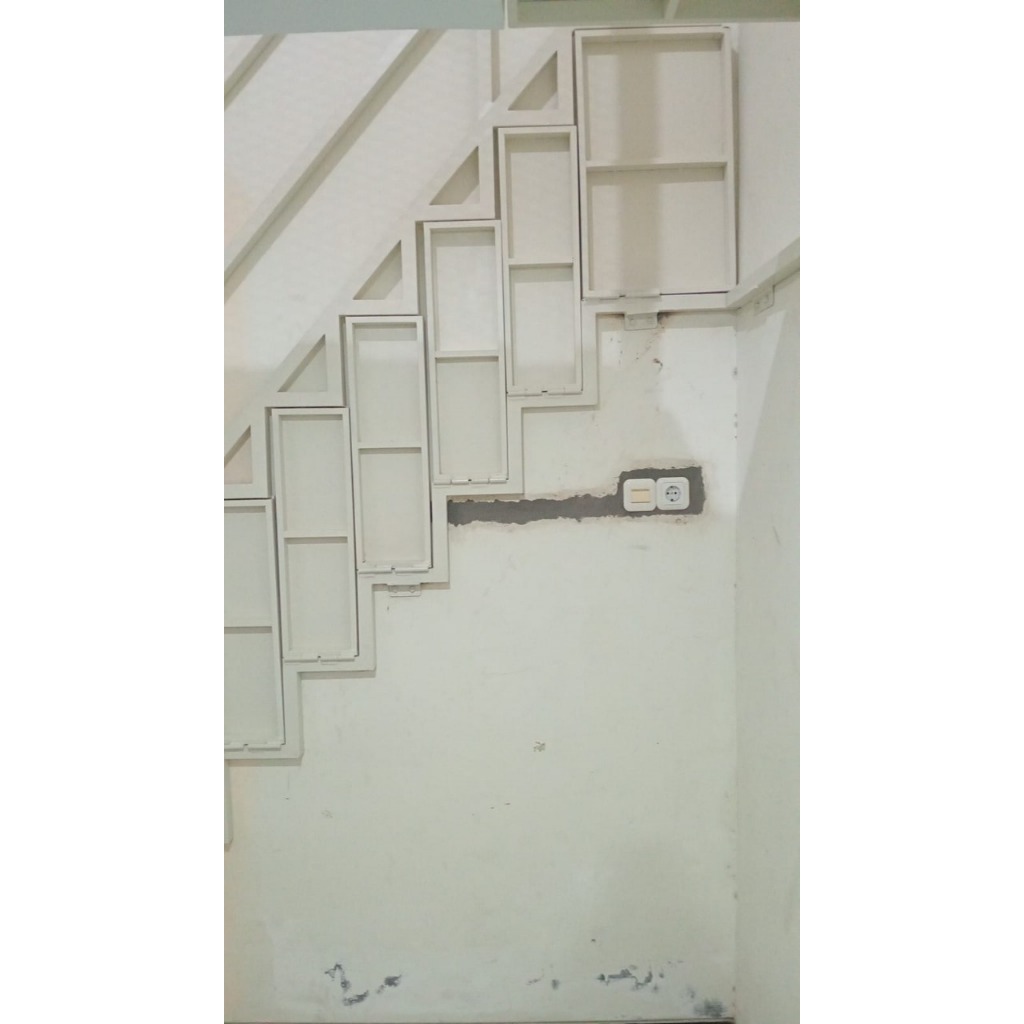 Tangga lipat untuk ruang minimalis harga permeter ya