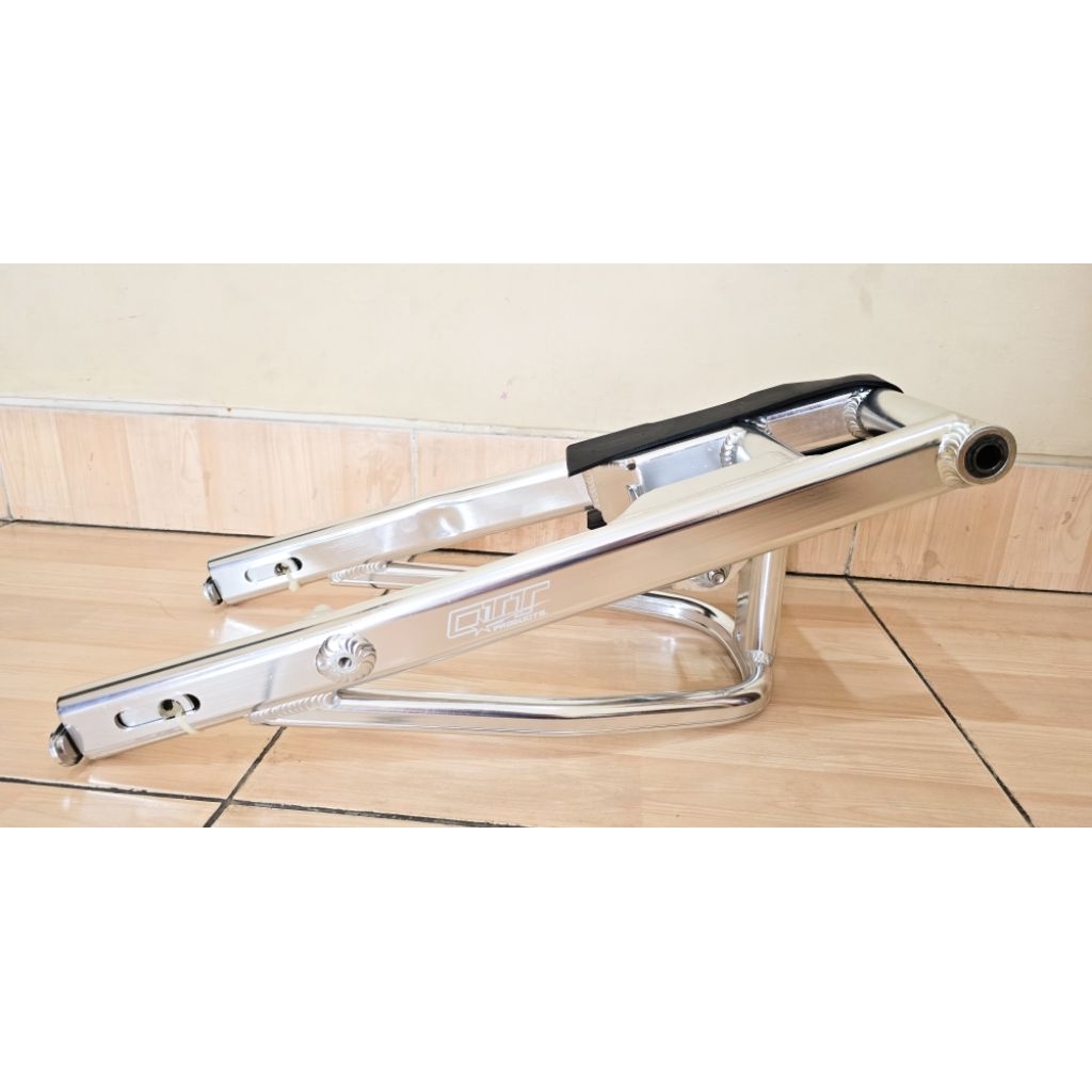 Swing Arm QTT Jupiter MX Stabilizer Non Adjustable: GOLD/SILVER
