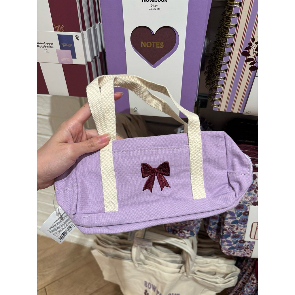 

Flying Tiger Purple Pencil Case - Kotak Pensil Ungu