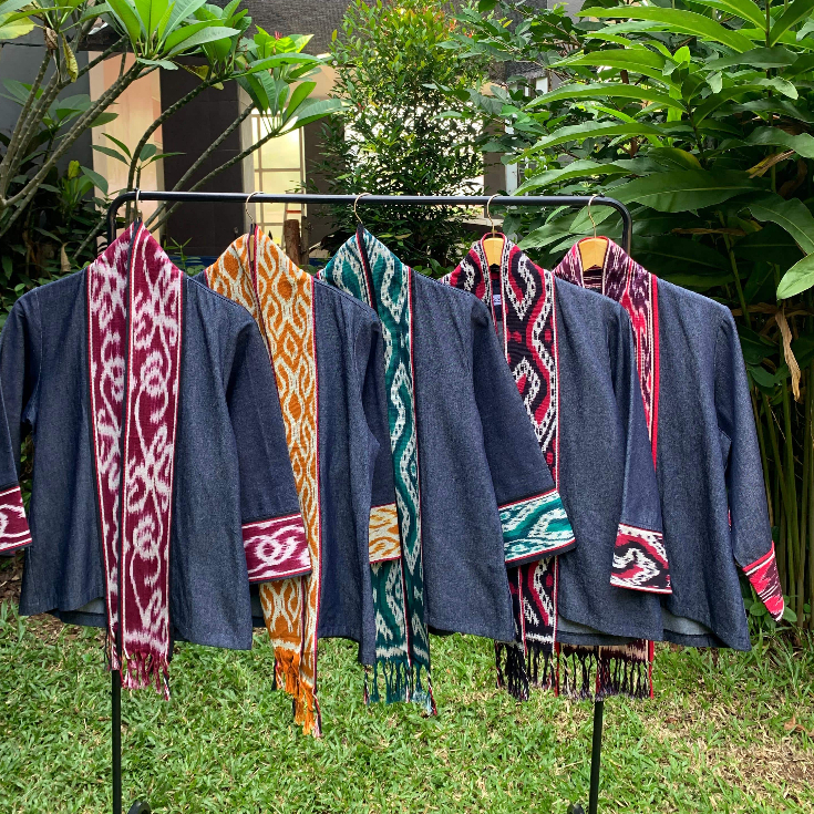 Kain Ibu - SYAL OUTER TENUN PANJANG – Gaya Nusantara dalam Sentuhan Modern