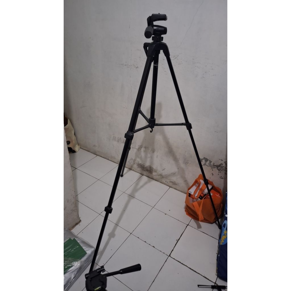 Tripod Vanguard mak 233