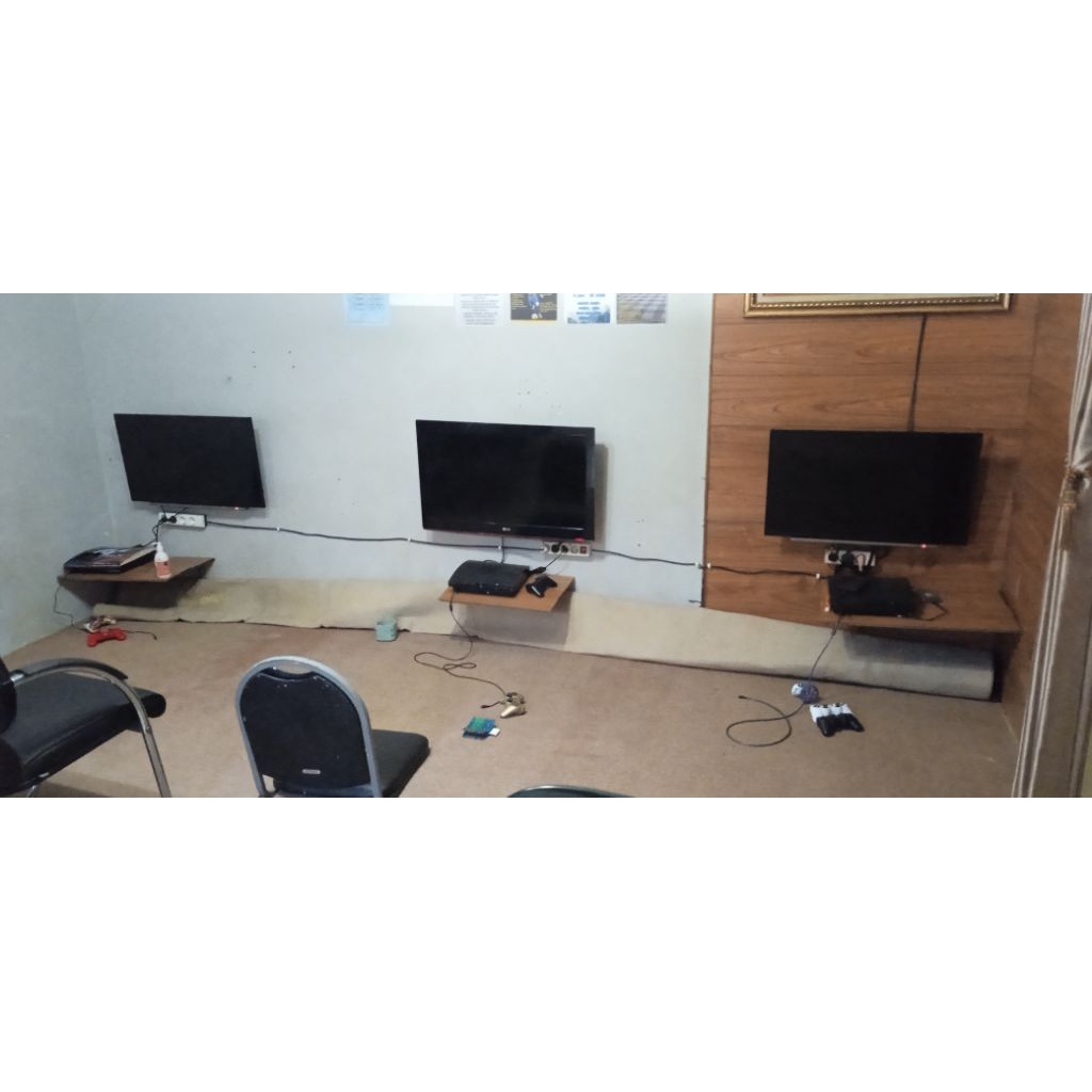 PAKETAN RENTAL PS 3 + TV 32 INCH