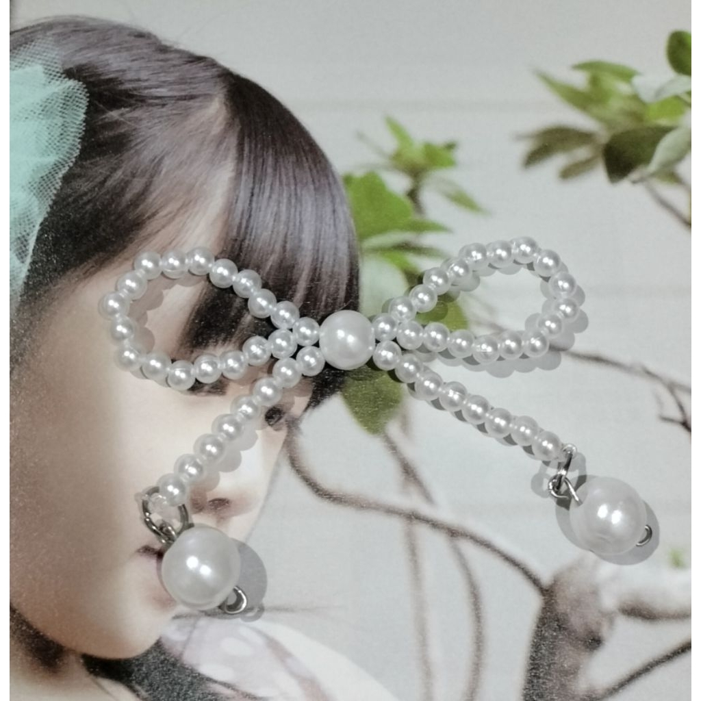 

Aplikasi Pita mutiara size lebar -+ 7 cm