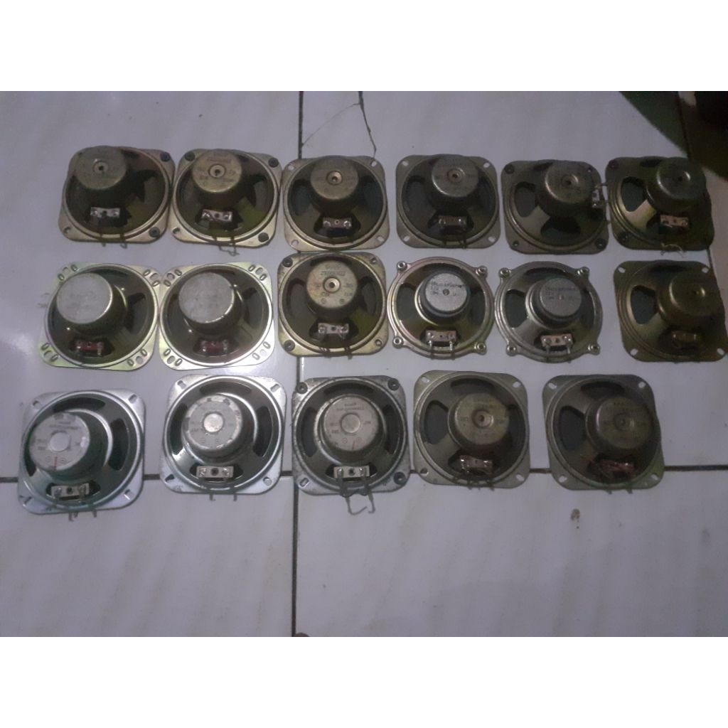 spiker 4 inch sharp ori karater midel