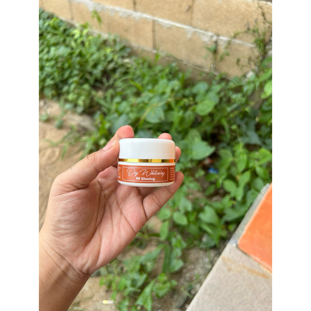 Day cream RR glowing